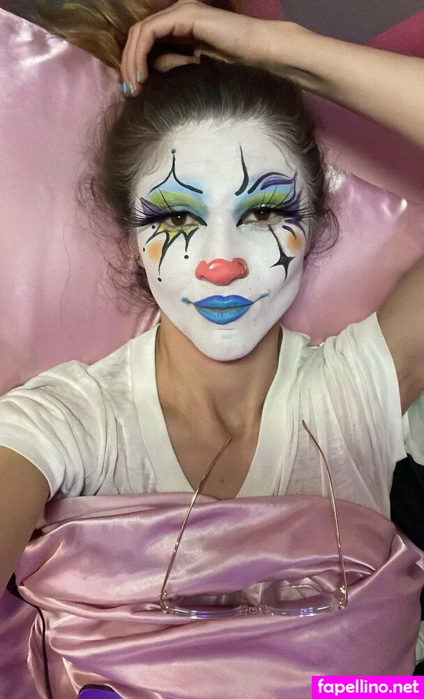 Queer.clownz, queerclownzfree Leaked Nude Picture #NL7grEeI0a