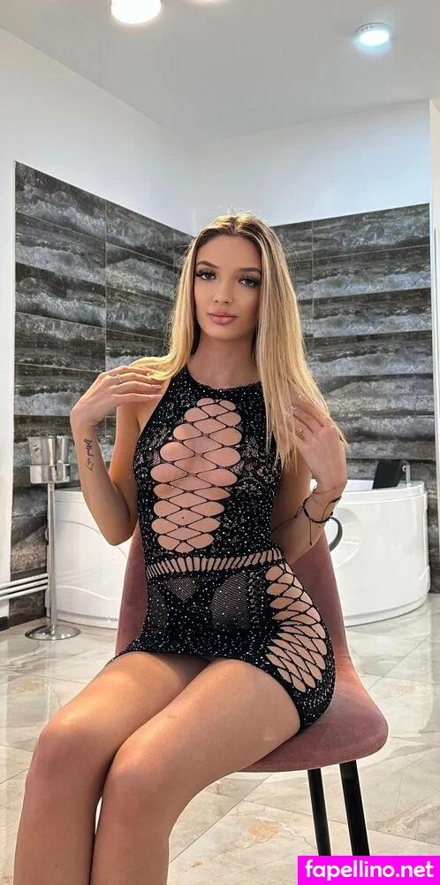 Ralucamusic, ralucafree Leaked Nude Picture #2VjWMfJ9ts