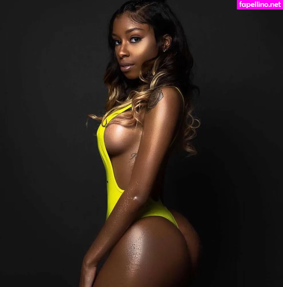 Ashley Burgos, realamarie Leaked Nude Picture #5542ORnCO2