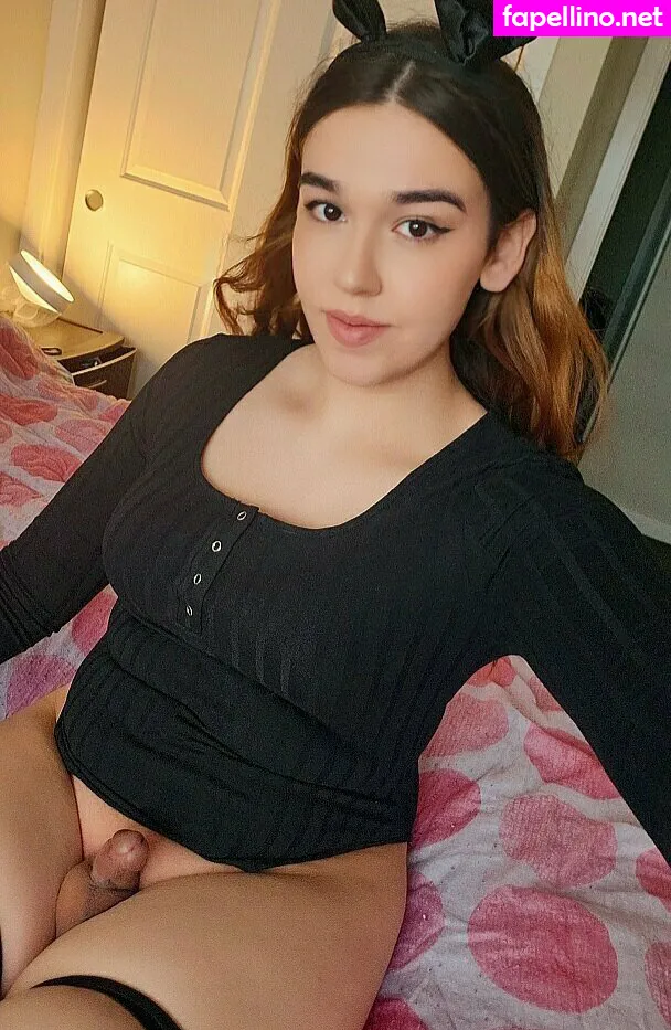 Robin urlÃ¶ve, robin_urlove Leaked Nude Picture #01yGNub70n