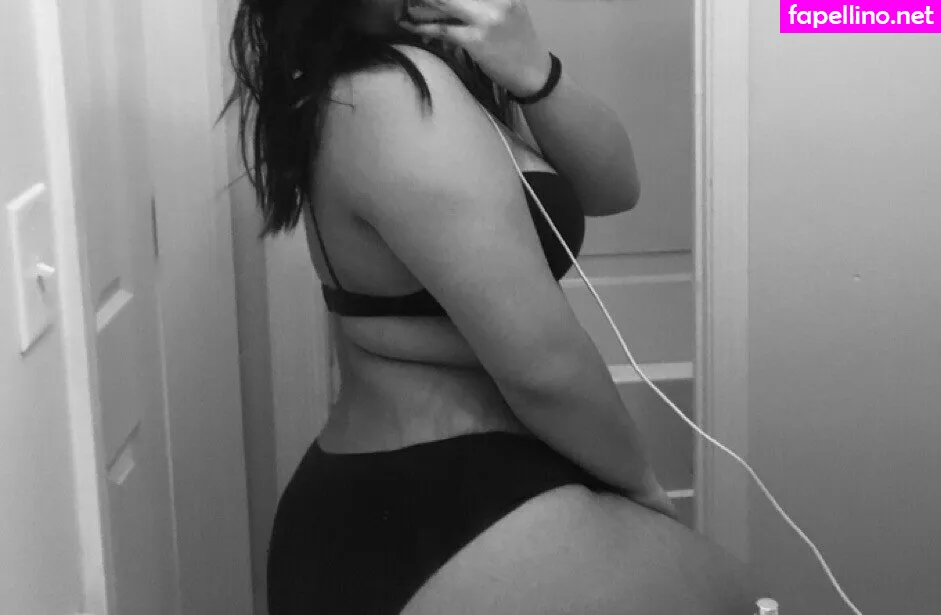 Rosaphy, rxsekiss Leaked Nude Picture #NIWrZG7IRP