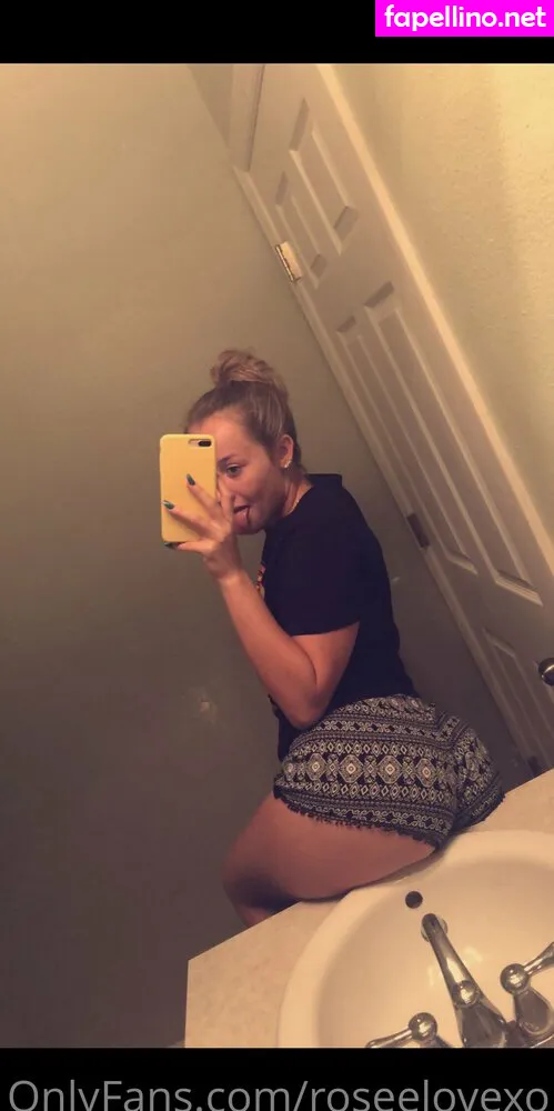 Roseelovexo, roselavee_ Leaked Nude Picture #Q1cHiTCjP6
