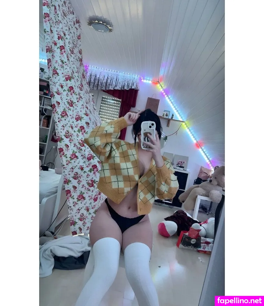 Rosegirl242, sammy_love242 Leaked Nude Picture #2pOTzQB4eM