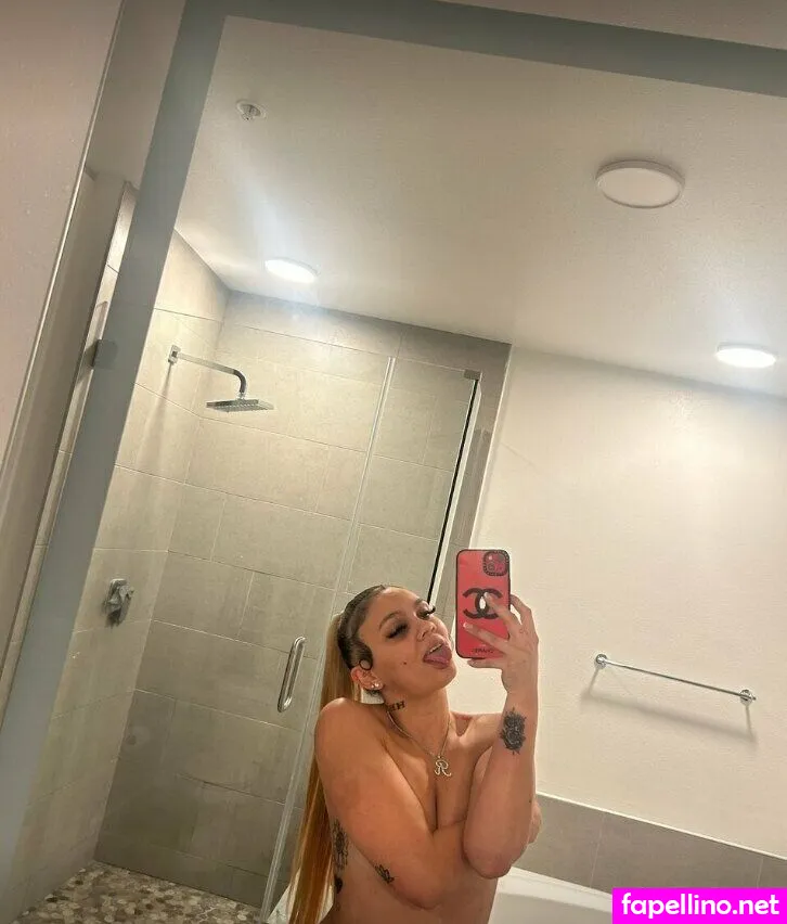 Roseleedi, roseleediiii Leaked Nude Picture #19A7R7yOut