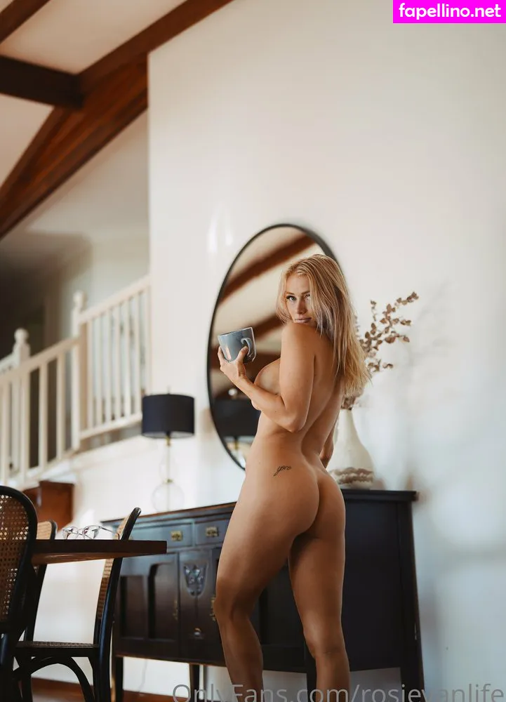 Rosievan, rosievanlife Leaked Nude Picture #orNw3RVT6l