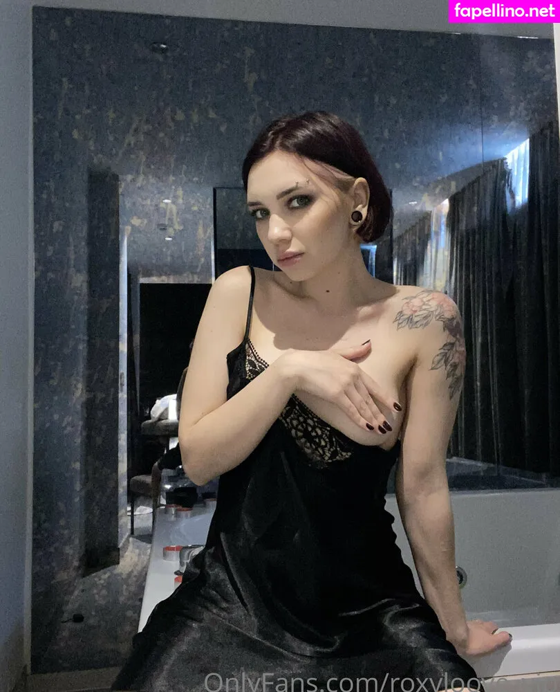 Mayberoxy, roxyloove_vip Leaked Nude Picture #kDH0A4iIGj