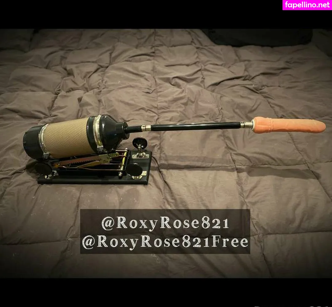 Roxyrose821_2, https:, roxyrose821 Leaked Nude Picture #cM3BSyShix