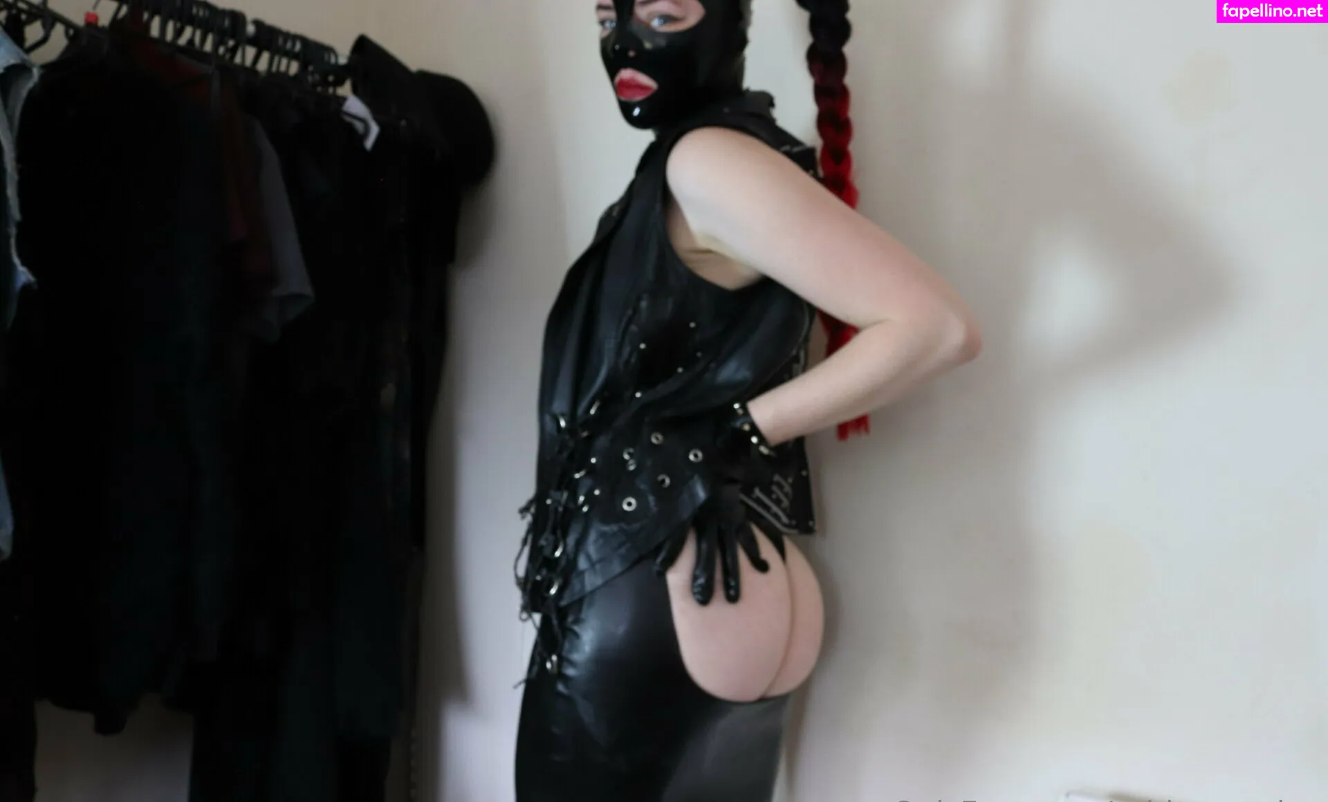 Rubberscarlett Leaked Nude Picture #YHPVMqRwdc