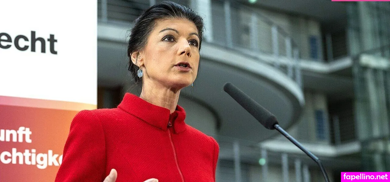 Sahra Wagenknecht Leaked Nude Picture #thR4OmPZLR