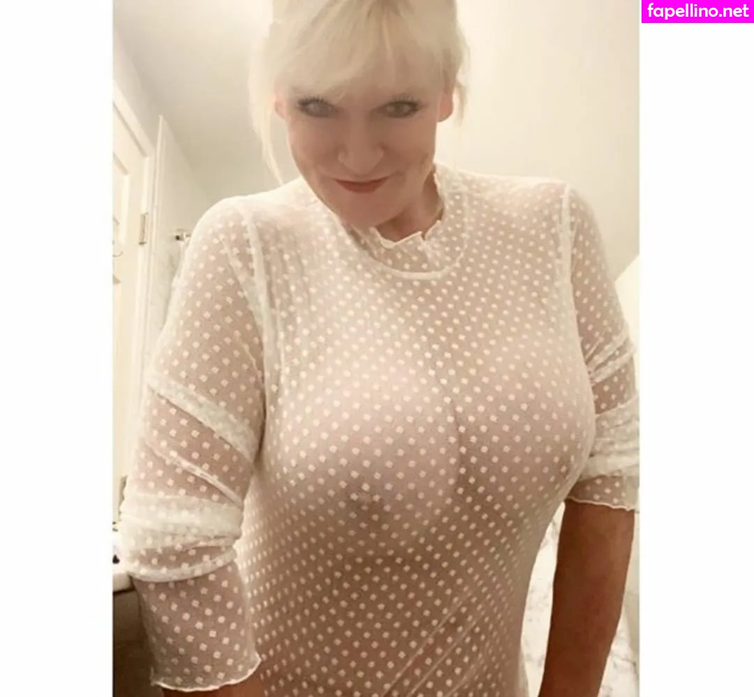 Canadianmaturebarbie, canadiansmaturebarbie, sandieleetoronto, torontobeauty007 Leaked Nude Picture #f3PHX3MEJs