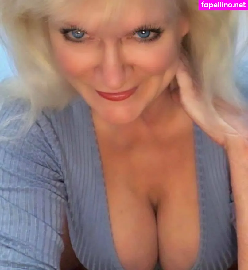 Canadianmaturebarbie, canadiansmaturebarbie, sandieleetoronto, torontobeauty007 Leaked Nude Picture #mtLdevzsU9