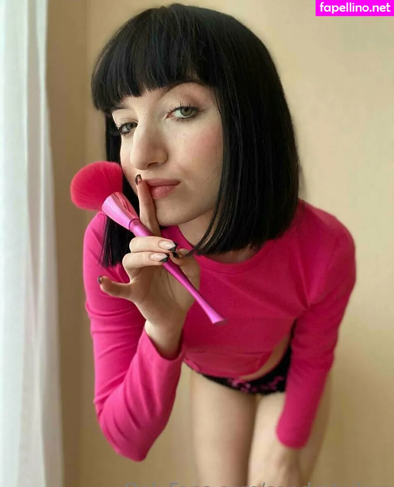 Media, sandra teilor sandrateilorr, sandratailorgh, sandrateilorr Leaked Nude Picture #IX3yDrusF5