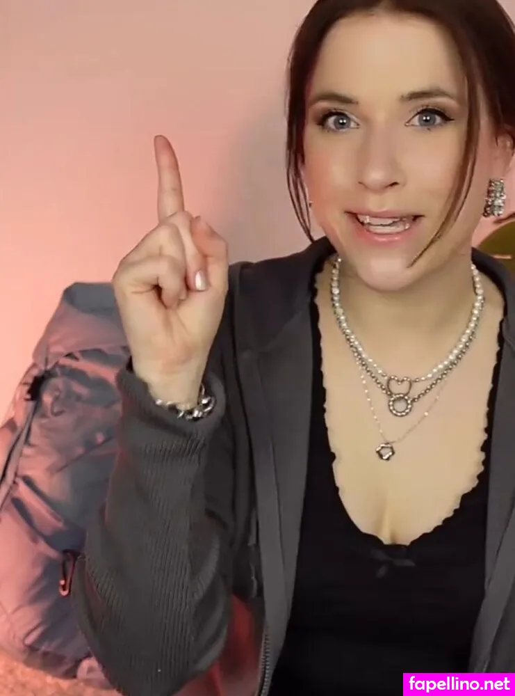 Saskia Fröhlich Leaked Nude Picture #LGDbK7XT7h