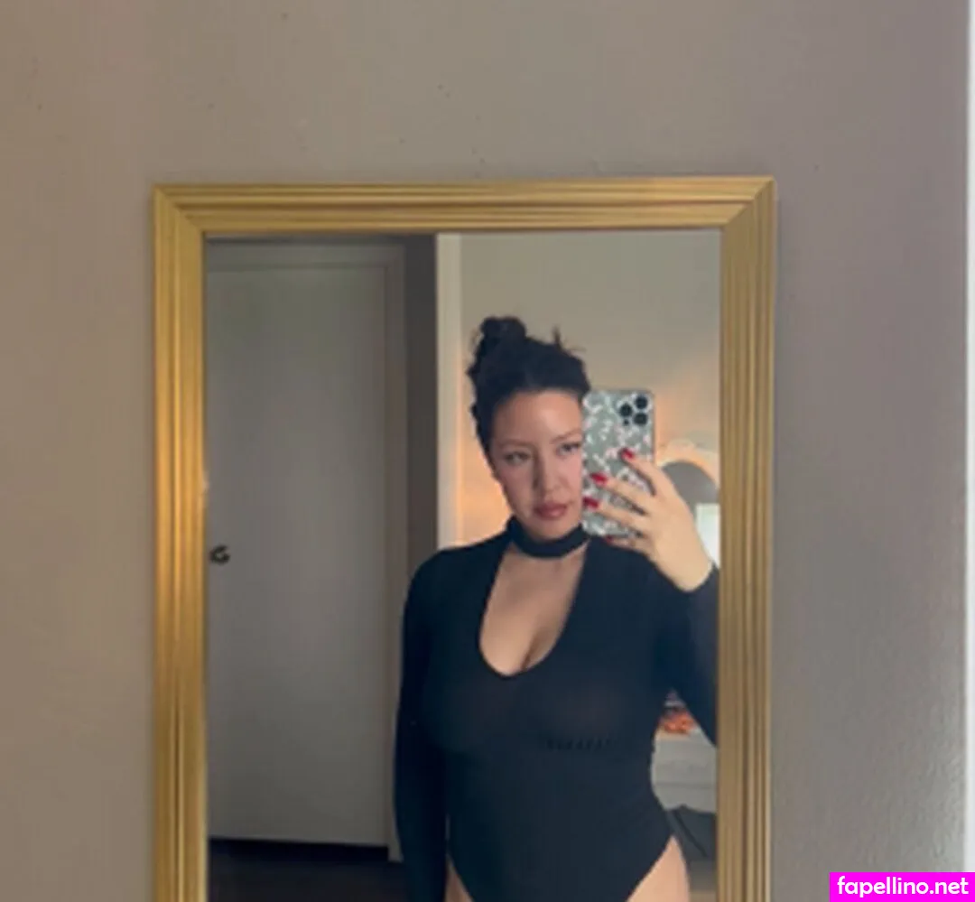 Melmelmelly, mnmellly, sasssykitty Leaked Nude Picture #8vLylYYdaB