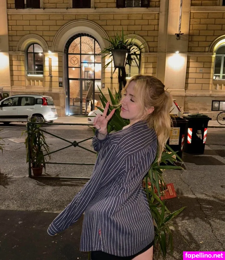 Scarlett JonesÃ¢ Leaked Nude Picture #3IQaZ9wtm4