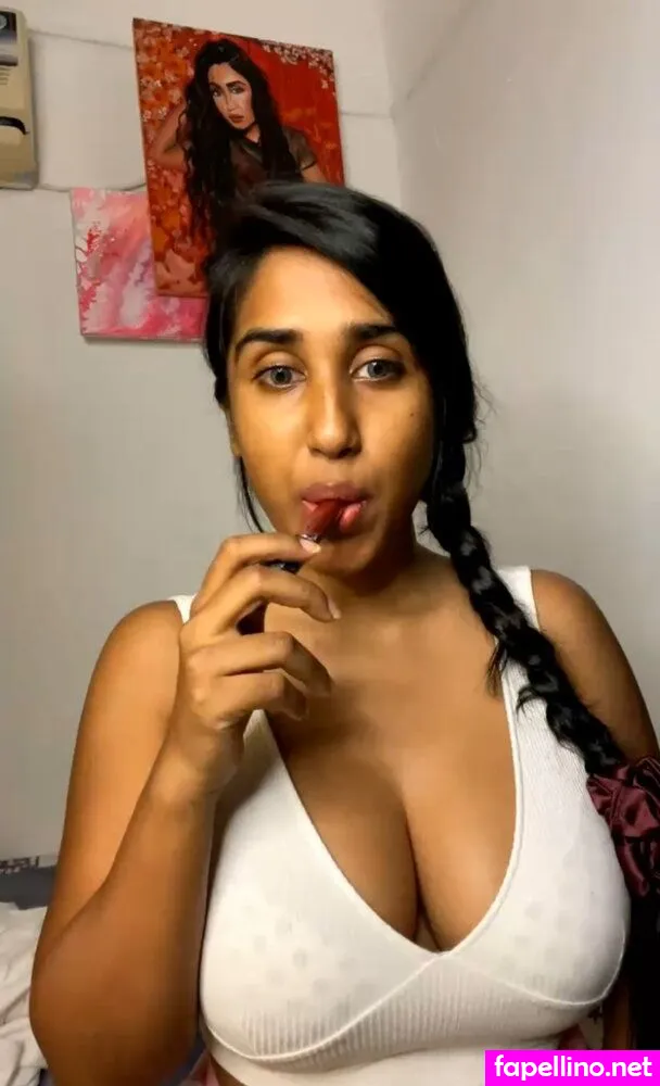 Scarlettmrose Leaked Nude Picture #5zvEFJkS52