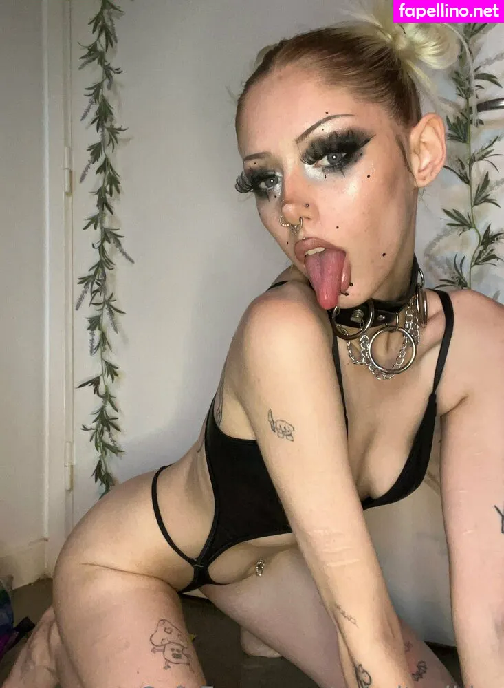 Chriistinaa23, schnitzelbby Leaked Nude Picture #SetYhyXTS4