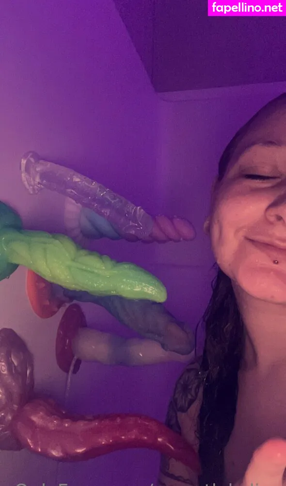 Helloitskyliee, secretlykyliee Leaked Nude Picture #a55U9CVUvT