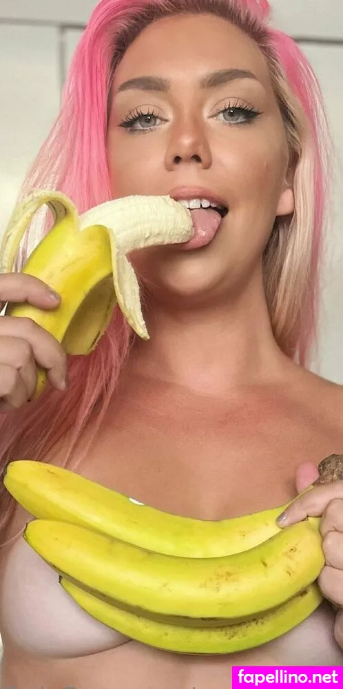 Senpaidaddioo, senpaixaddyzoe9 Leaked Nude Picture #MiS4PdWiFL