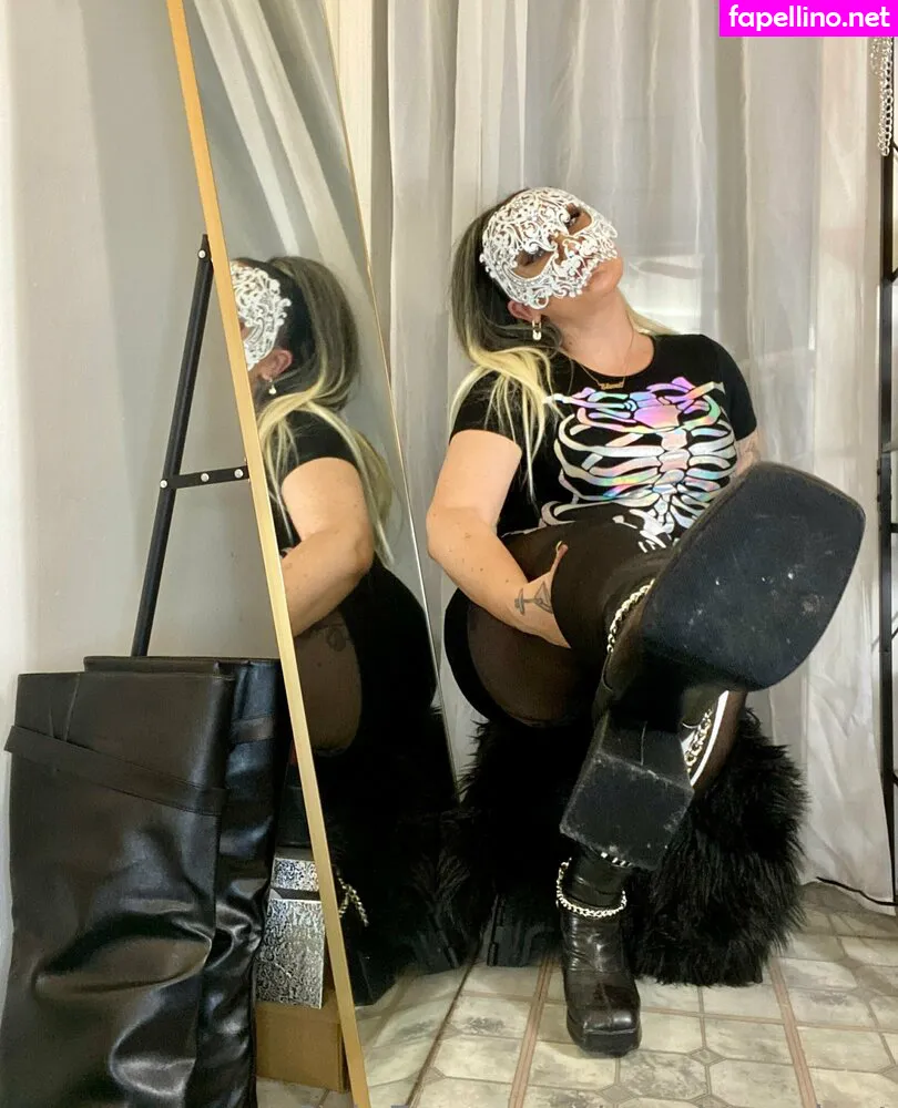 Just_call_me_lana, servingvelvet Leaked Nude Picture #vvfhILEMp7