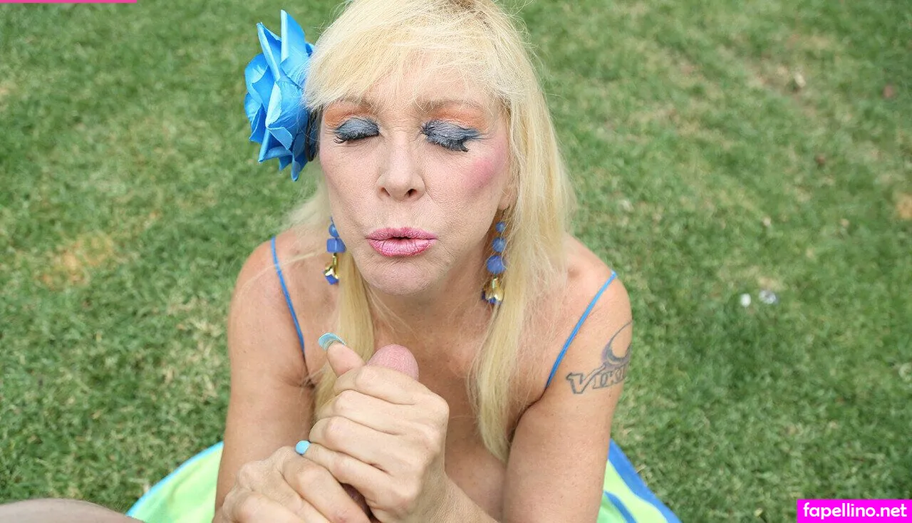 Burbankbombershelly Leaked Nude Picture #JPBFBjHzxc