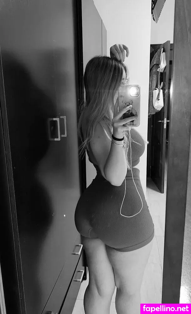 R3sylvia, silviaxepe, silviiamartz Leaked Nude Picture #u2ckHCbIeu