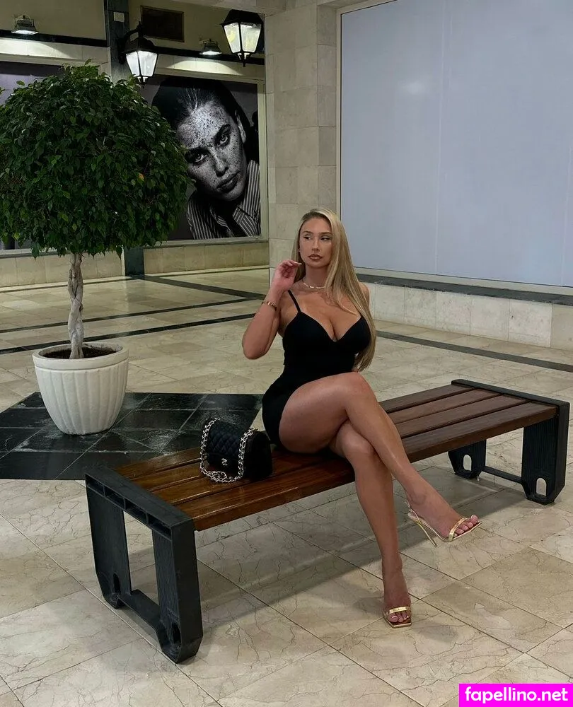 Onlysimonafans, simonaaaab Leaked Nude Picture #CXhcSk36ZL