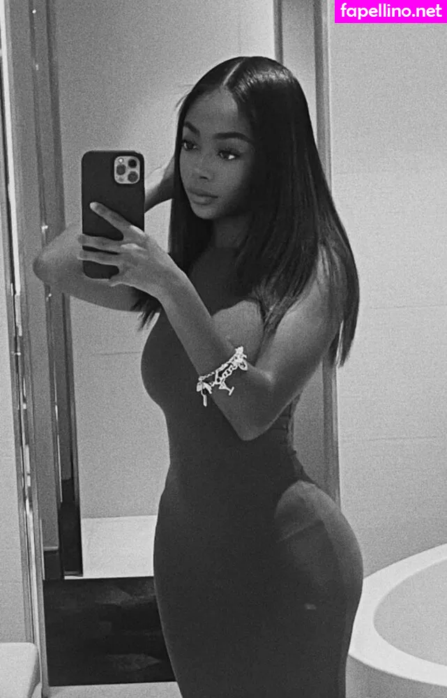 Skaijackson Leaked Nude Picture #UPyfD9x90b