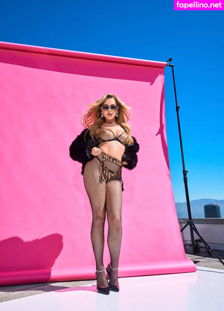 Vic Marie, slimthick_vic, slimthickvic Leaked Nude Picture #d7pJOzClpX