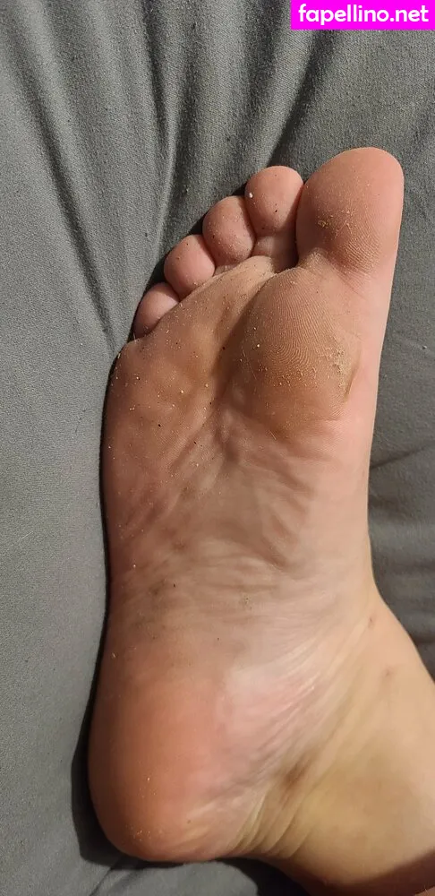 Ieatmypancakeswithaspoon, smelliefeetsweetie Leaked Nude Picture #01GYunYn6l