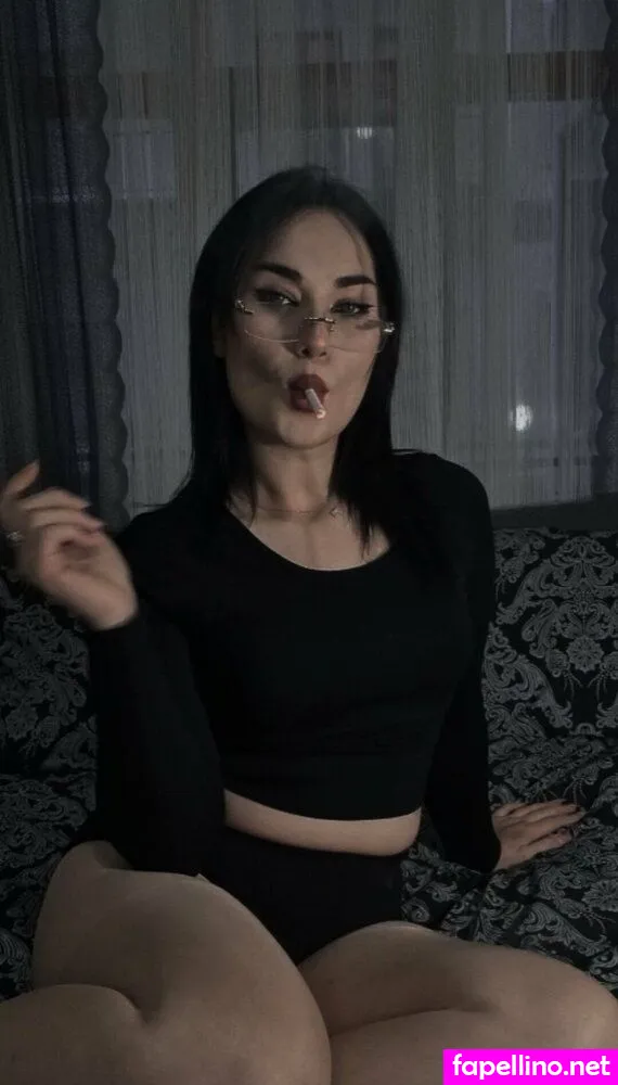 Smoking_maya Leaked Nude Picture #ik0rmnjsNp