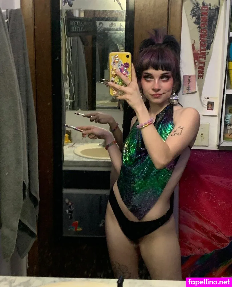 _yagirlmels, smoltidanimegrl Leaked Nude Picture #SNJhKoGxTr