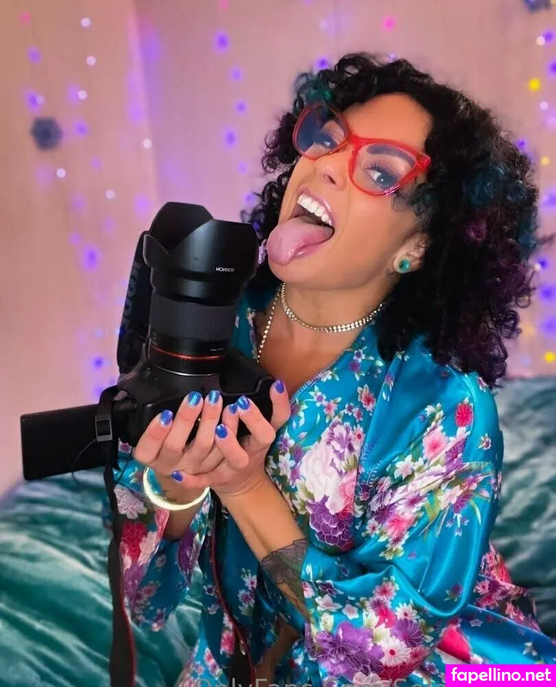 Regulationsolodarling, solodarling Leaked Nude Picture #CEmso8r2eZ