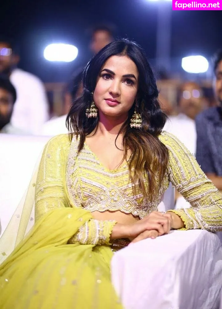 Sonalchauhan Leaked Nude Picture #3wC02LG4re