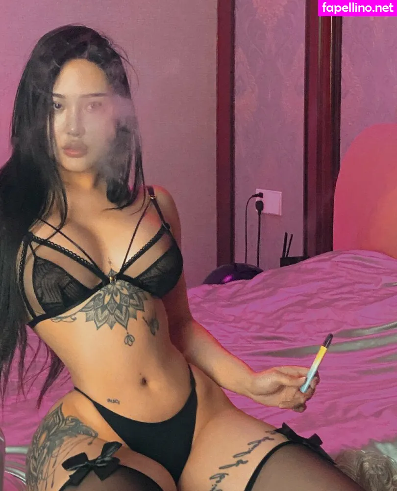 Hitomi_official, songyuxin_hitomi Leaked Nude Picture #FsCs8huSIO