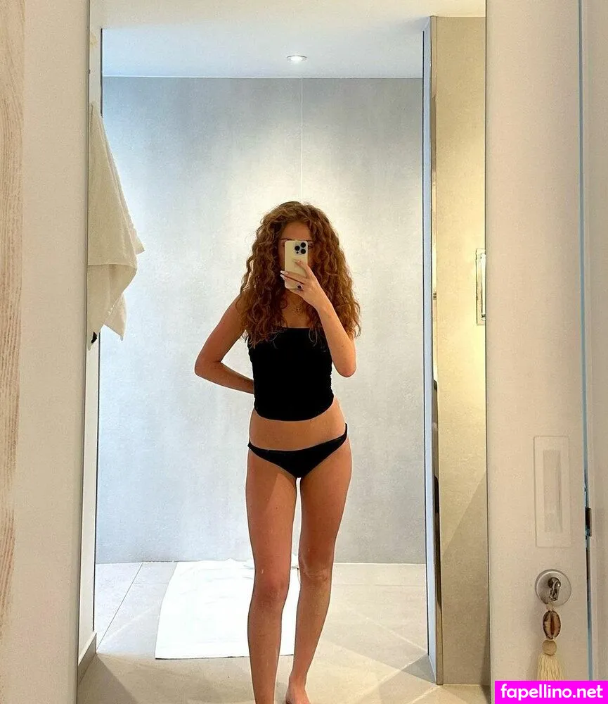 Sophialacorteee Leaked Nude Picture #rZS4lwdqA2