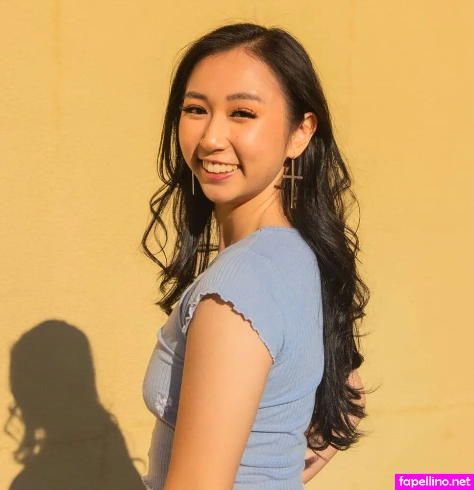 EatMyPhannnie, Sophiaphannn Leaked Nude Picture #sITGDfrX6w