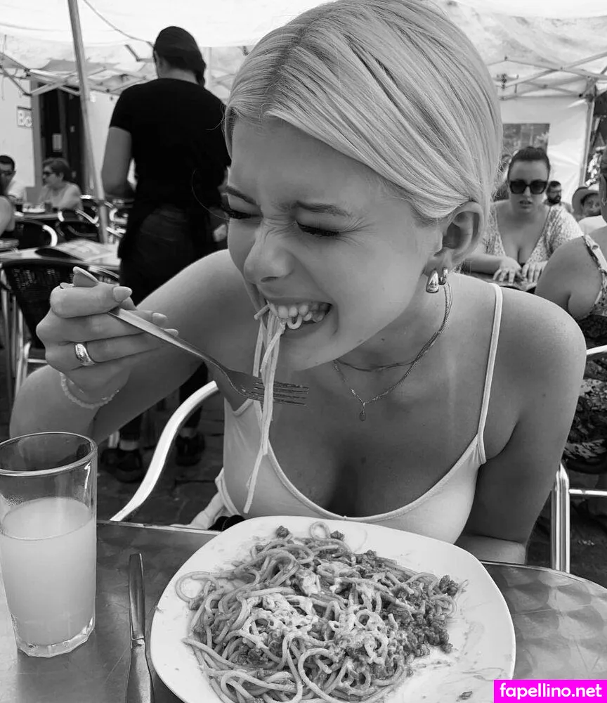 Sophiecharlotth, sophiethebodyvip Leaked Nude Picture #IaFzeeVfq1