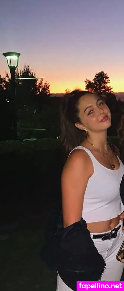 Sophieglasserr Leaked Nude Picture #fxcbTYkKjh