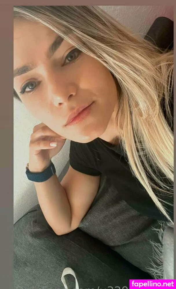 Officialsophiatorres, sophiiatorres Leaked Nude Picture #Jhqs2wH8dr