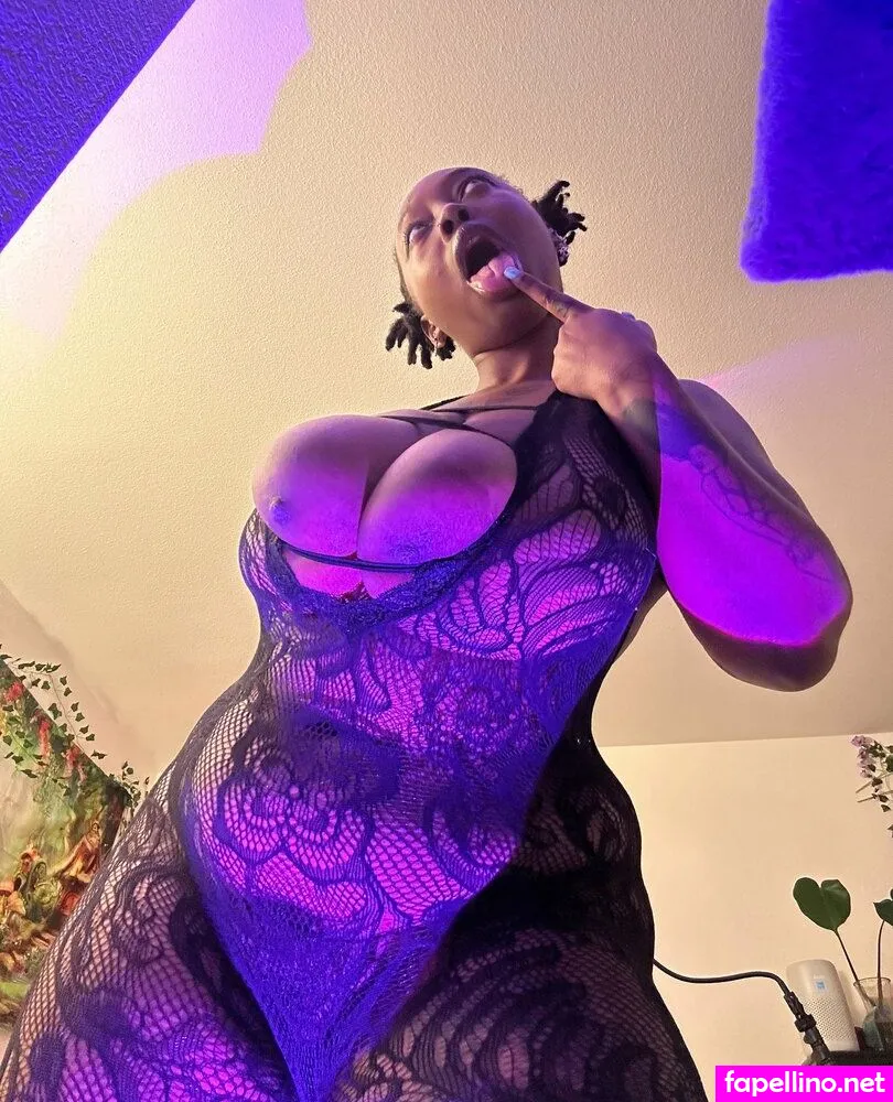 Spicymaa, https:, spicylilbrat, spicylilbratt_5 Leaked Nude Picture #caX8u6AN22