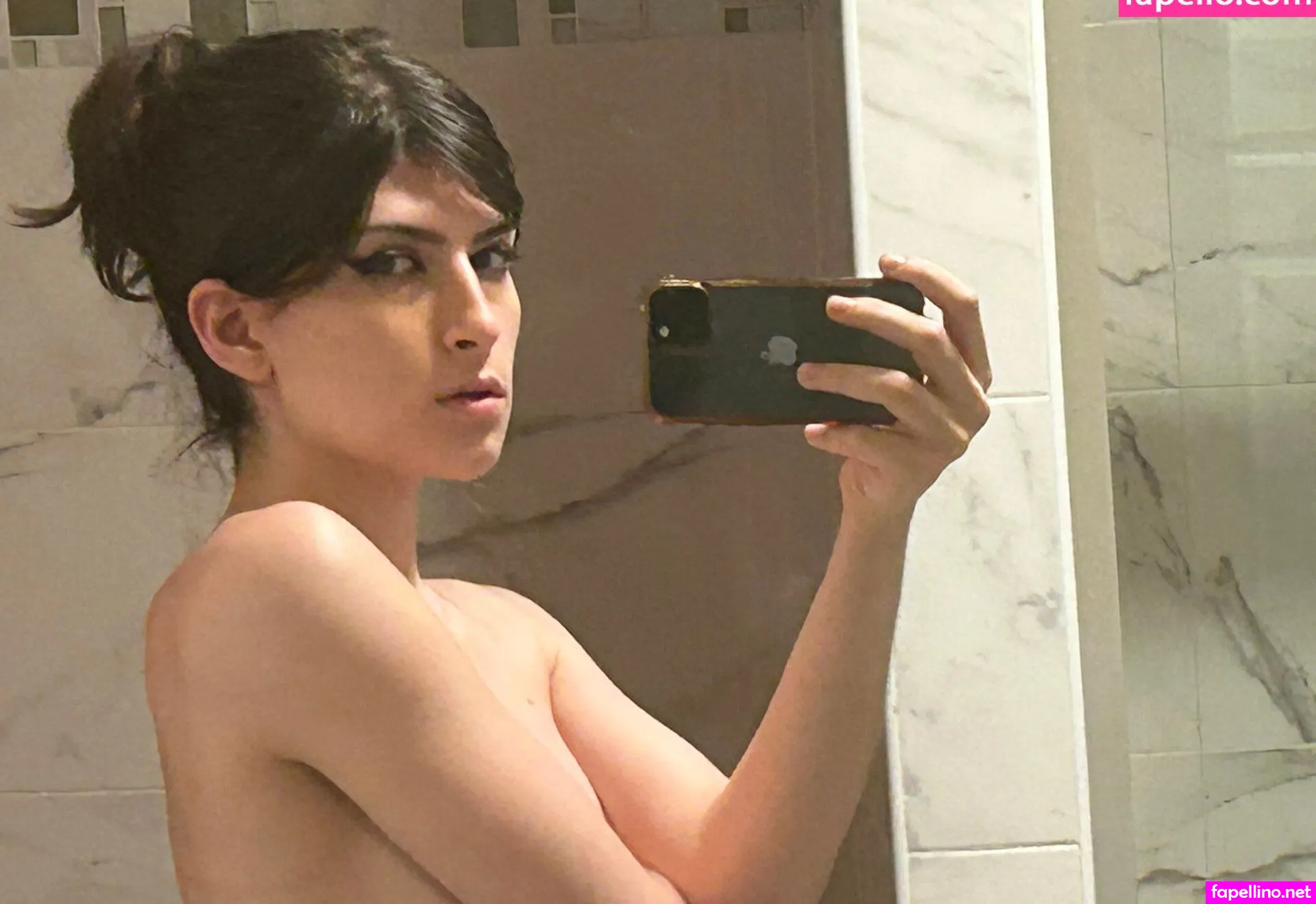 Squirtstain, wormfluencer, yikesali Leaked Nude Picture #3D0A2OGlJN