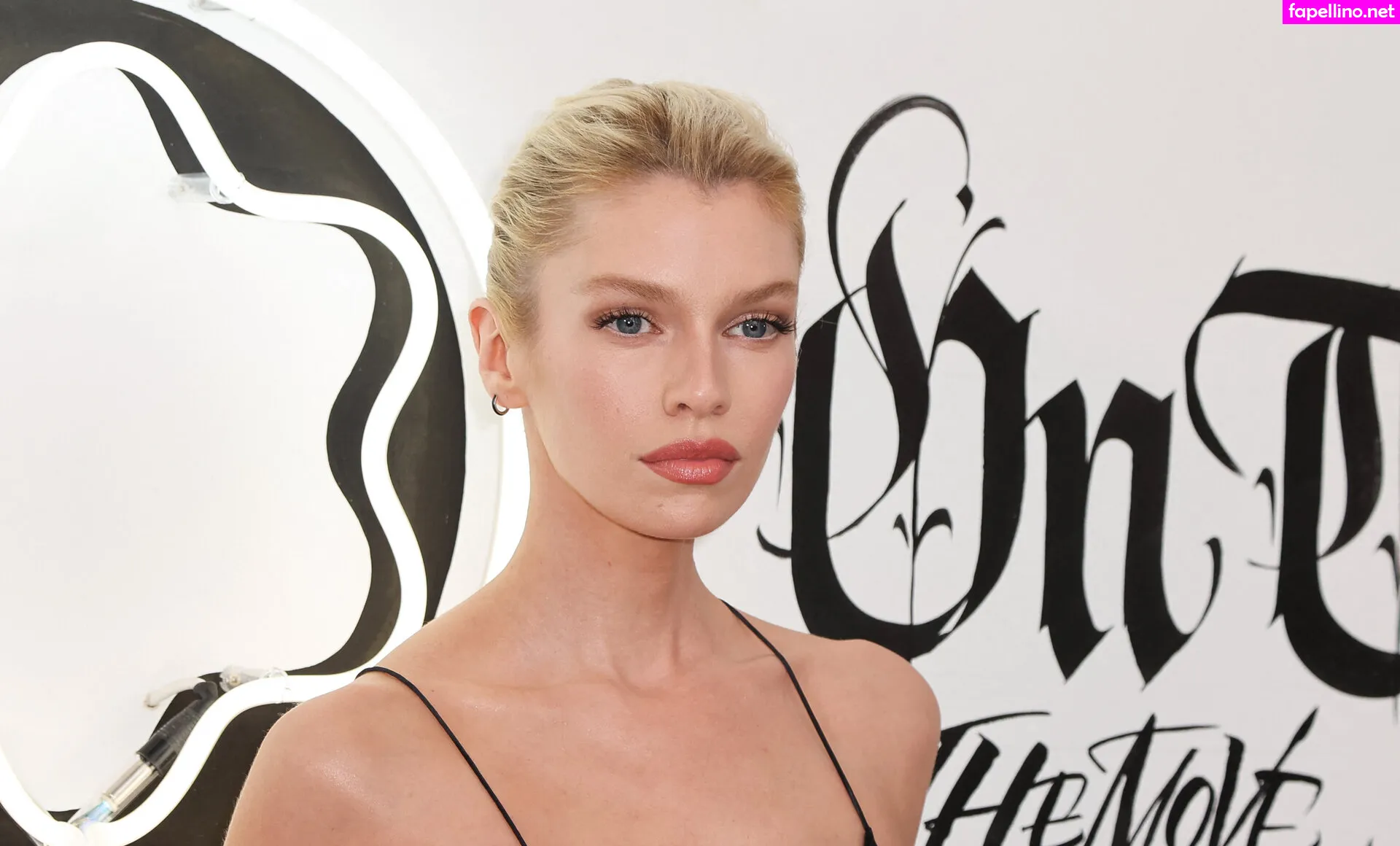 Stella Maxwell, stellamaxwell Leaked Nude Picture #0hD3I00MW5