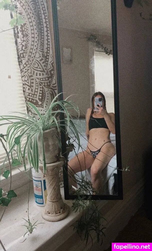 Jizzeeka, jjessicashields, stephaniesilver Leaked Nude Picture #CS7lcnFFc8