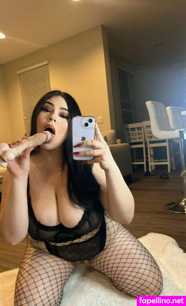 _suhlest, suh_lest Leaked Nude Picture #39MYoVj7nt