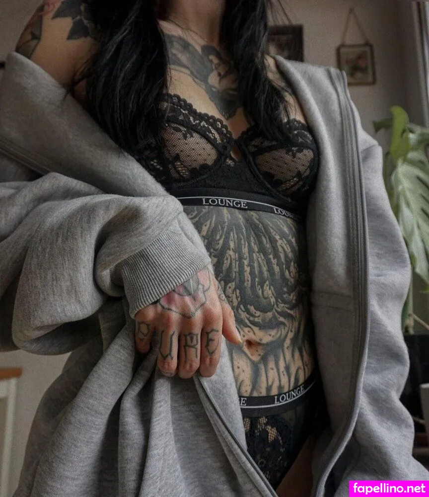 Susanna, susannameeow Leaked Nude Picture #8BWZYUxtvq