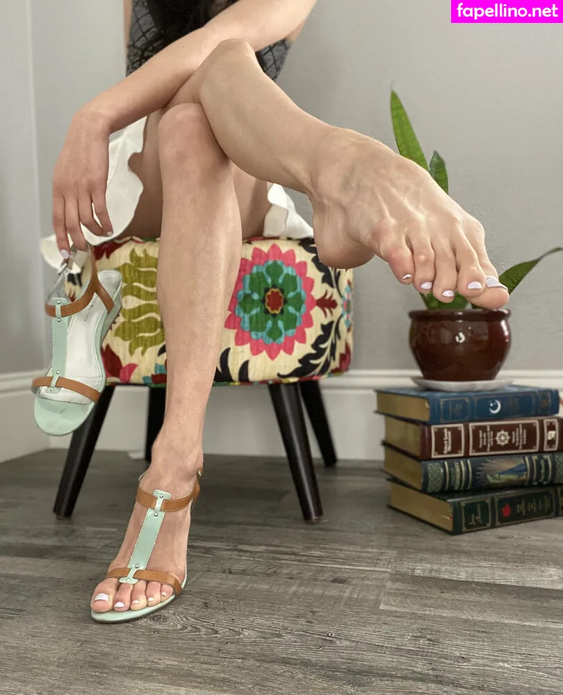 Suckthesetoes, sweetsolesandtiptoes Leaked Nude Picture #2YO9K8TJUI
