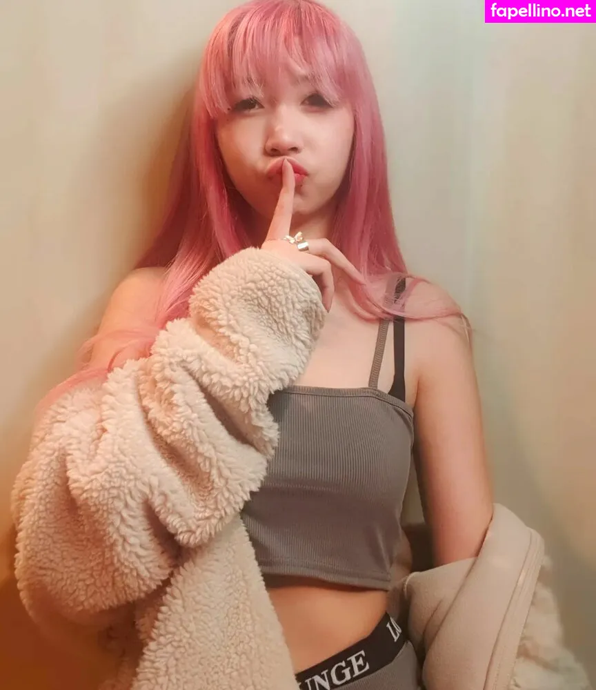 T10Nat, ten_against Leaked Nude Picture #qvQ37FCPYF