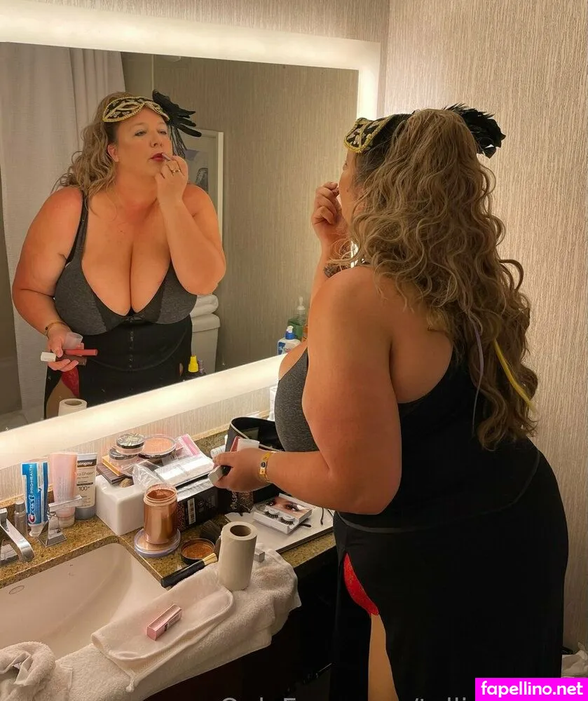 Talliebiggins, thatcattatts Leaked Nude Picture #kee8PldBZp