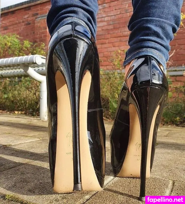 Tamia High Heels Leaked Nude Picture #JC6CjkNvAf